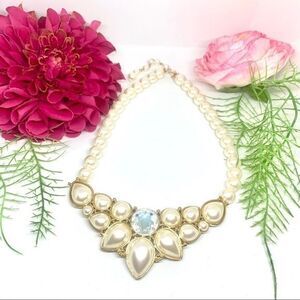 VINTAGE⚜️Cultured Faux Pearl & Crystal Statement Necklace